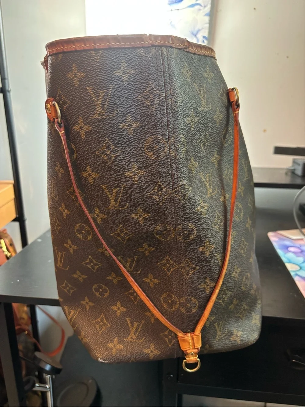 Authentic Louis Vuitton Neverfull GM Monogram Canvas Shoulder Bag -Code SD4018 - Picture 4 of 16